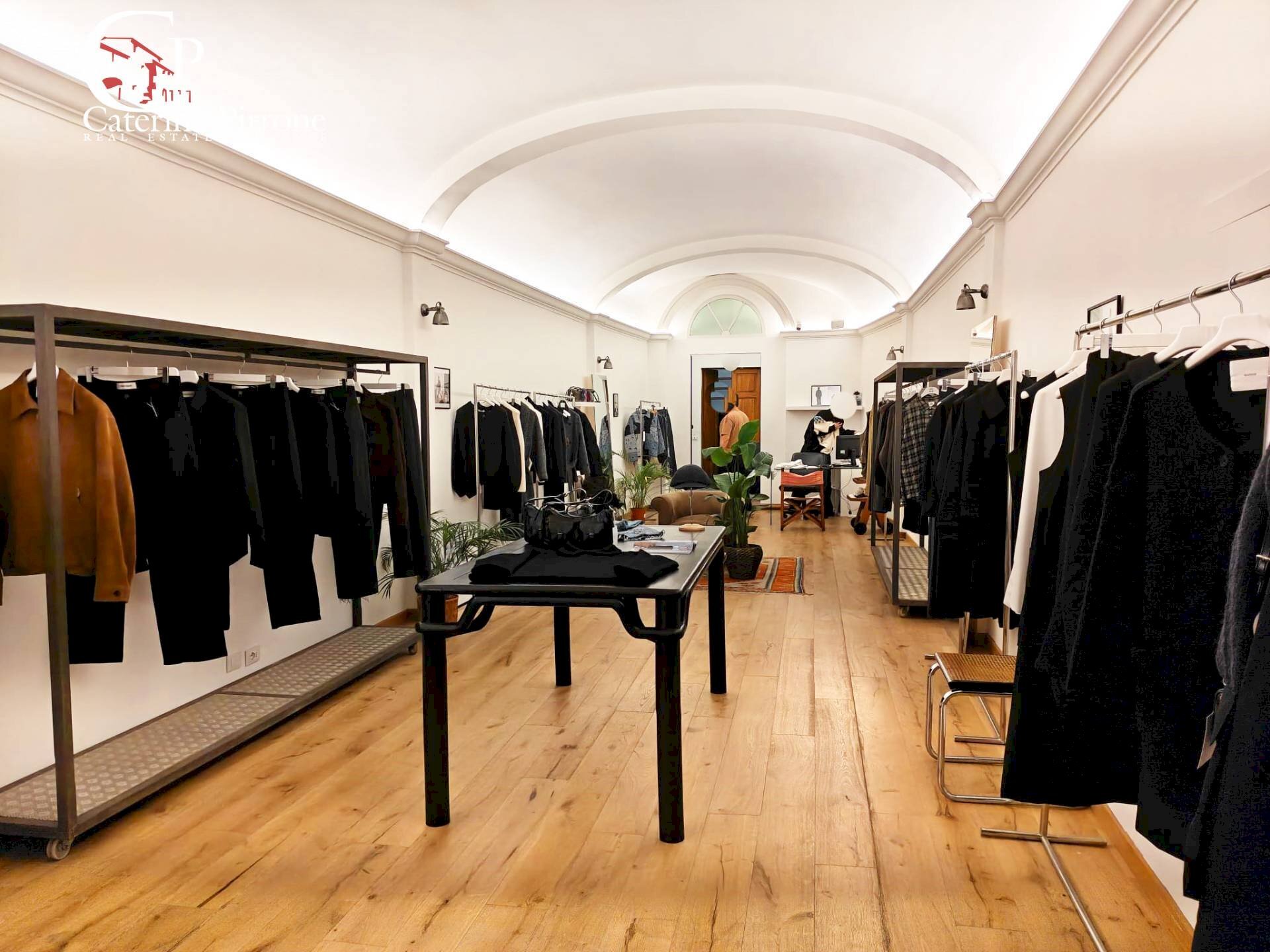 Foto 1 - Negozio via Maggio
 
11, Firenze - foto 1