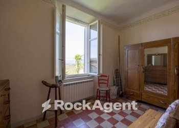 Camera da letto - Casa indipendente via Martiri di Belfiore, 25, Fivizzano - foto 14