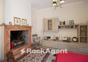 Salone - Casa indipendente via Martiri di Belfiore, 25, Fivizzano - foto 15