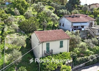 Vista - Casa indipendente via Martiri di Belfiore, 25, Fivizzano - foto 35