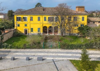 Foto 1 - Villa via umberto I
 
24, Codevilla - foto 1