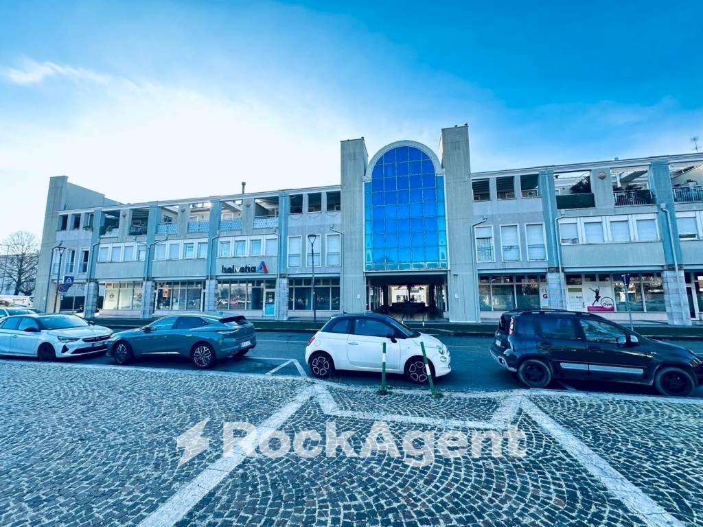 Zona - Negozio via Europa, 39, Rubano - foto 1