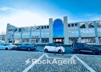 Zona - Negozio via Europa, 39, Rubano - foto 1