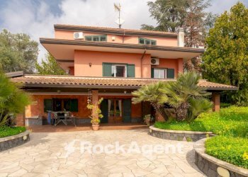 Facciata - Villa via Pietro Maroncelli, 8, Trecastagni - foto 24