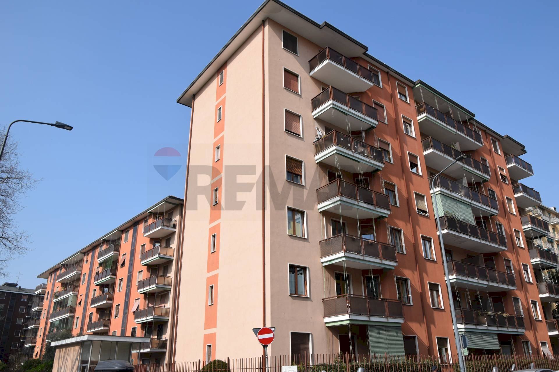 Edificio all\'aperto - Trilocale VIA VAL D'OSSOLA
 
2, Milano - foto 1