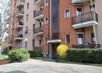 Edificio all\'aperto - Trilocale VIA VAL D'OSSOLA
2, Milano - foto 3