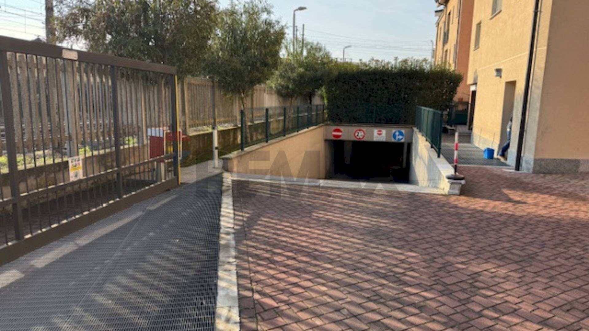 Edificio all\'aperto - Box Via Comune Antico
 
31/4, Milano - foto 3