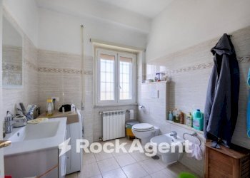 Bagno - Trilocale via Tuscolana, 2122, Roma - foto 8