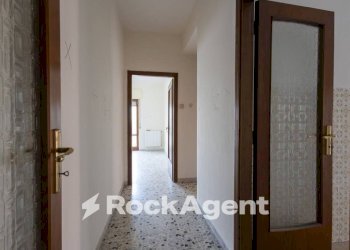 Corridoio - Trilocale viale Vincenzo de Filippis, 68, Catanzaro - foto 11