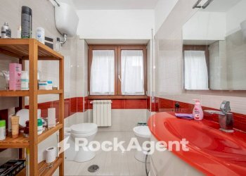 Bagno - Bilocale via Mario Musco, 19, Roma - foto 16