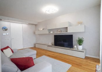 SOGGIORNO - Trilocale FALCONE BORSELLINO
 
15, Arcene - foto 4