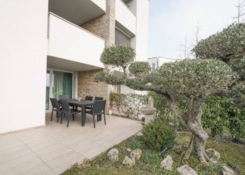 PORTICATO - Trilocale FALCONE BORSELLINO
 
15, Arcene - foto 34