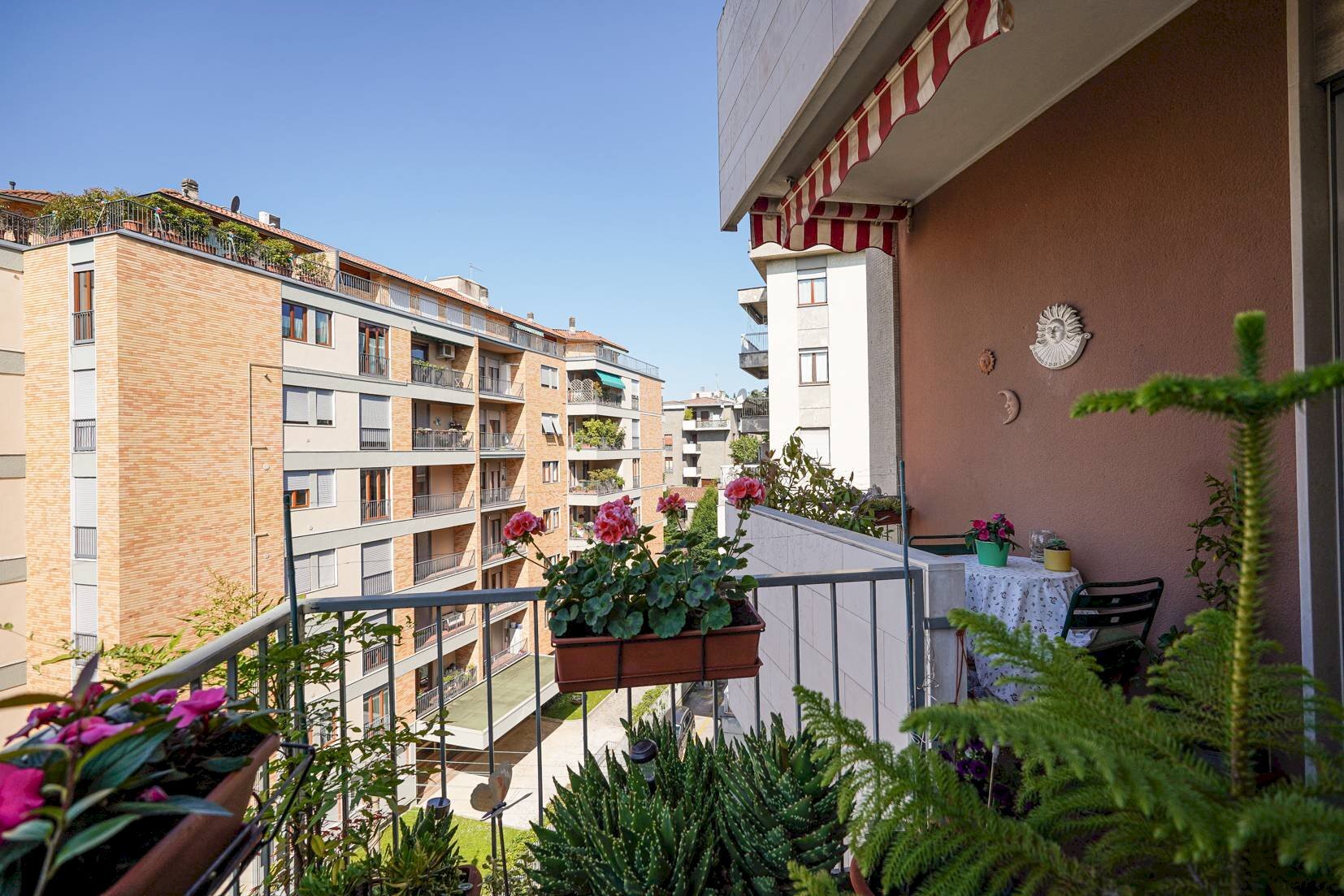 BALCONE - Trilocale via IV novembre
 
14, Bergamo - foto 1