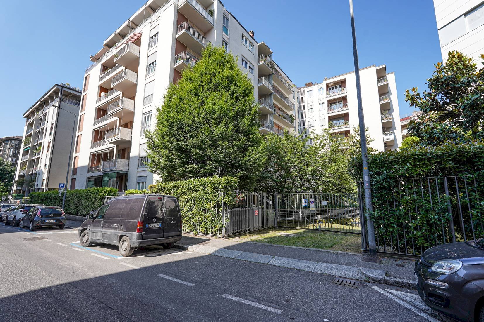 ESTERNO - Trilocale via IV novembre
 
14, Bergamo - foto 2