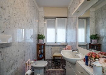 BAGNO 2 - Trilocale via IV novembre
 
14, Bergamo - foto 31