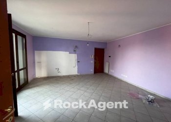 Cucina - Trilocale via Romera Vecchia, 25, Broni - foto 3