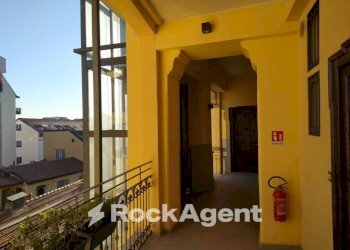 Interno palazzo - Three-room apartment via Coluccio Salutati, 17, Milano (neighborhood Washington) - photo 12