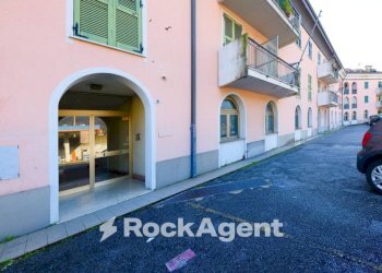 Facciata - Shop via Teglia, 89, Genova (neighborhood Bolzaneto) - photo 5