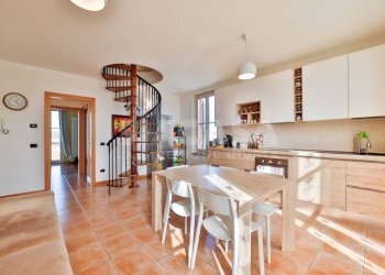 Foto 1 - Four-room apartment Via Nazzario Sauro
 
19, Cornate d'Adda - photo 1