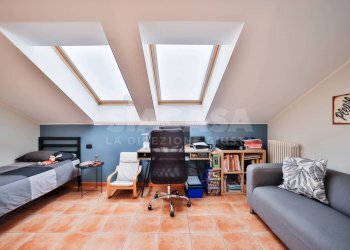 Foto 21 - Four-room apartment Via Nazzario Sauro
 
19, Cornate d'Adda - photo 21