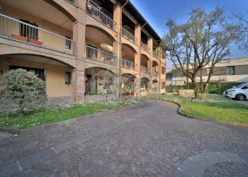 Foto 2 - Trilocale via enrico toti
 
5, Concorezzo - foto 2