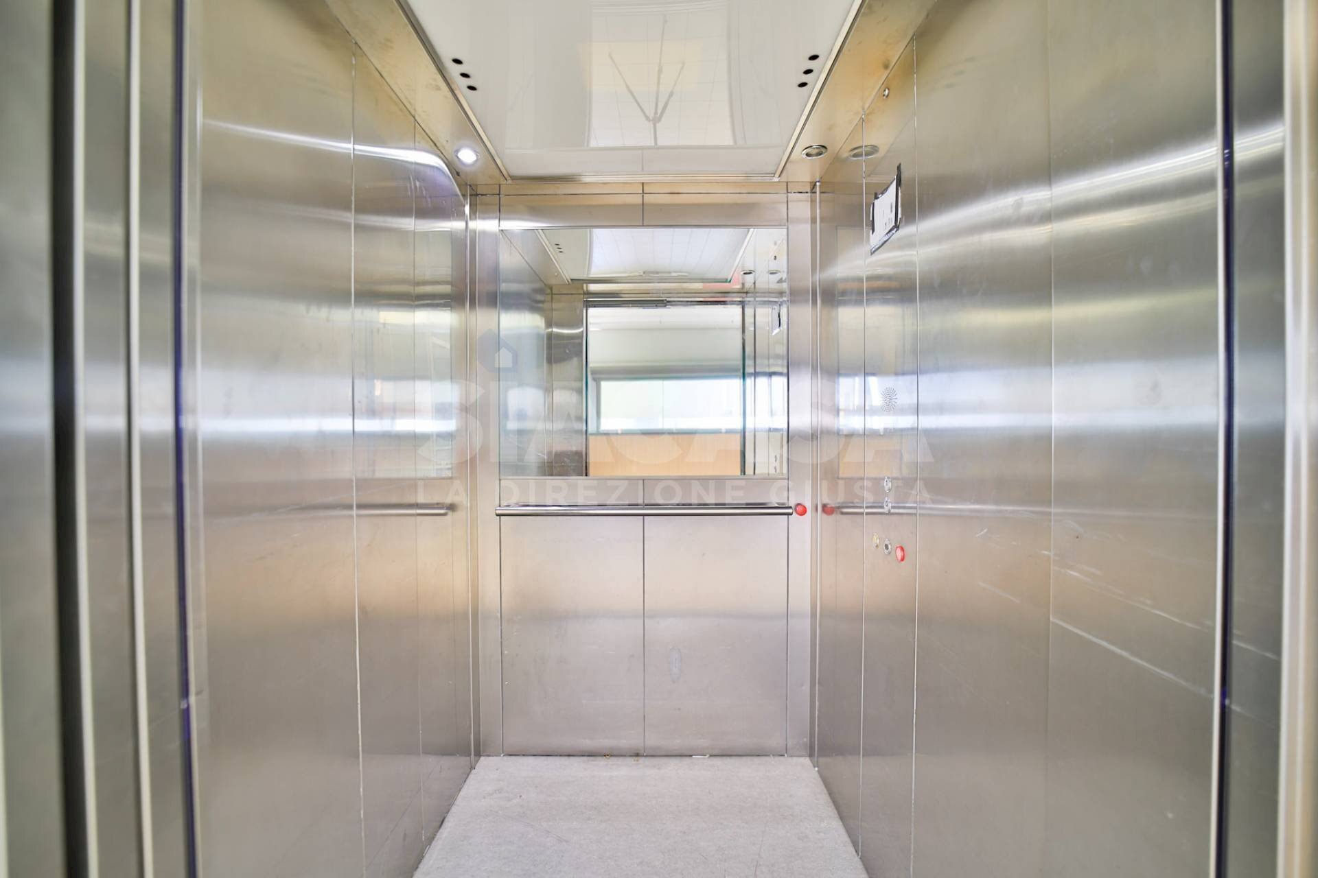 Foto 3 - Shed Vimercate - photo 3