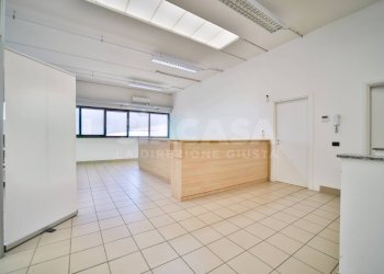 Foto 2 - Shed Vimercate - photo 2