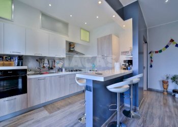 Foto 7 - Trilocale via Obizzone
 
75, Bernareggio - foto 7