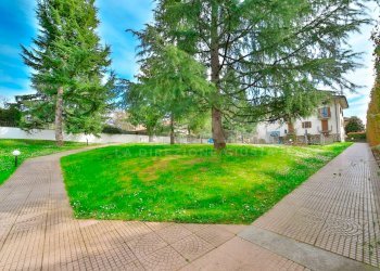 Foto 3 - Three-room apartment via Mazzini
 
31, Lesmo - photo 3