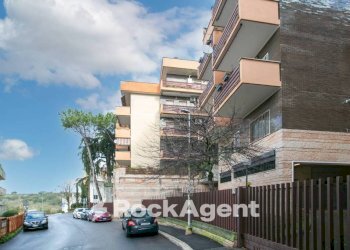 Facciata - Bilocale via Courmayeur, 79, Roma - foto 25