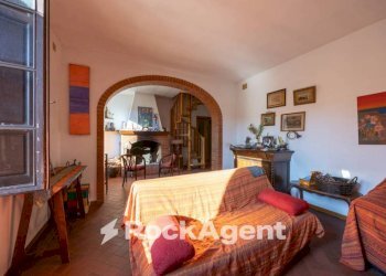 Camera da letto - Independent house via Palestro, 19, Collesalvetti - photo 22