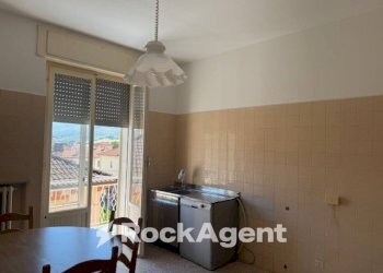 Cucina - Four-room apartment via Piave, Borgo Val di Taro - photo 15
