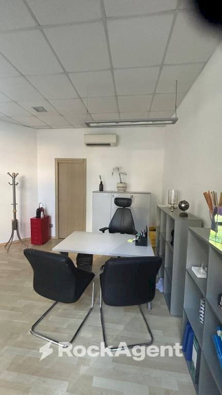 Ufficio - Office via Rolando dei Capelluti, Parma - photo 3