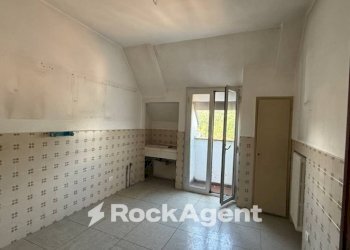 Salone - Three-room apartment via Puccini, Solignano - photo 11