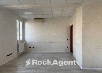 Ufficio - Shed largo Remo Coen, Parma - photo 8