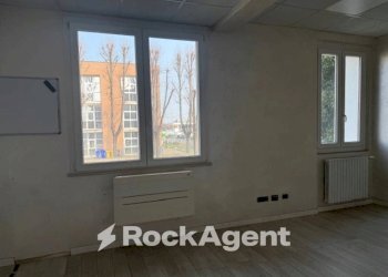 Stanza non arredata - Shed largo Remo Coen, Parma - photo 11