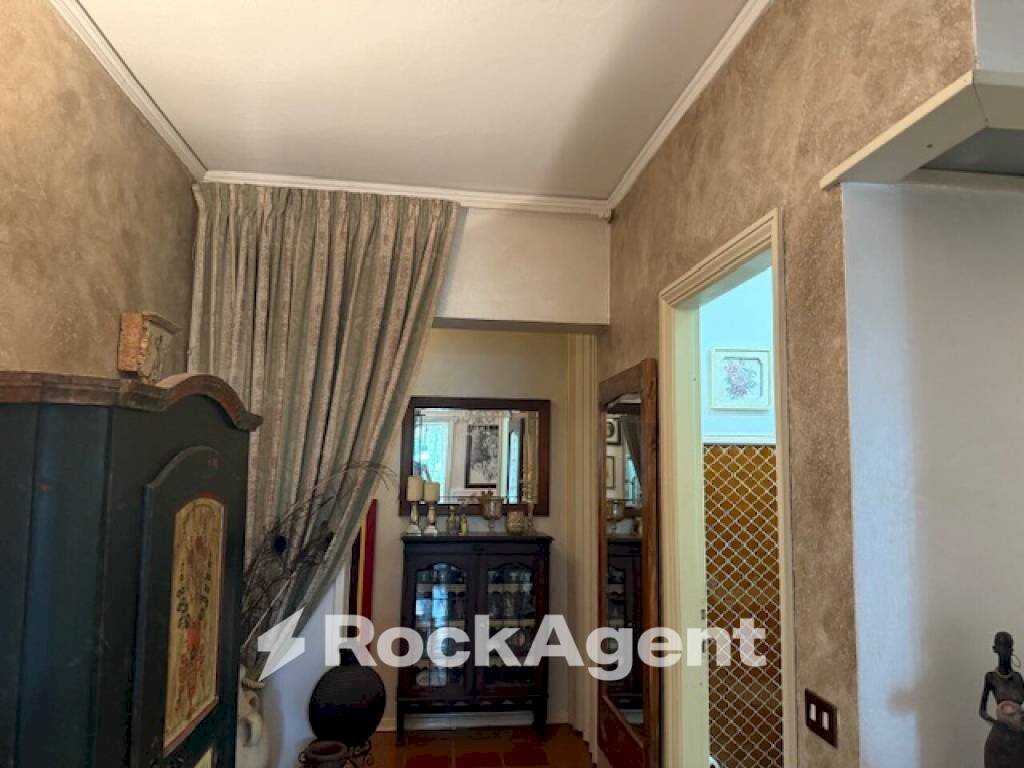 Ingresso - Villa via Anna Frank, Borgo Val di Taro - photo 3