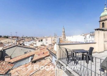 Terrazzo - Two-room apartment via Emilia Est, Parma - photo 1