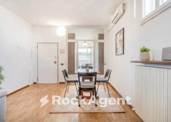 Salone - Two-room apartment via Emilia Est, Parma - photo 2