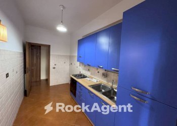 Cucina - Three-room apartment via Sanzeno, 15, Roma - photo 22