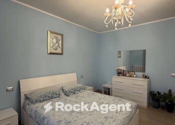 Camera da letto - Trilocale viale Ildebrando Cocconi, Parma - foto 13