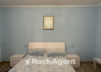 Camera da letto - Trilocale viale Ildebrando Cocconi, Parma - foto 15