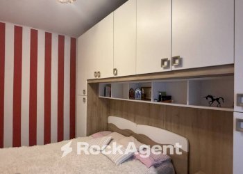 Camera da letto - Trilocale viale Ildebrando Cocconi, Parma - foto 21