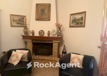 Studio - Villa via Giuseppe Mazzini, Cadelbosco di Sopra - foto 8