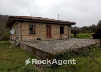 Facciata - Casa indipendente contrada san sergio mammola, Mammola - foto 4