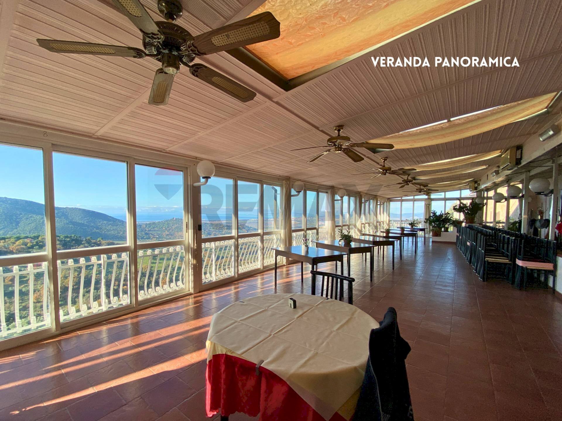 Sala da pranzo - Appartamento FLAVIO AGRESTI
 
29, Scarlino - foto 1
