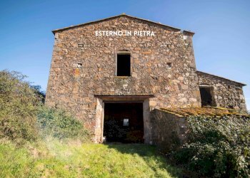 FACCIATA IN PIETRA - Rustico LOC. CASA CINCIGLIANO
 
SNC, Roccastrada - foto 1