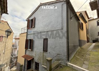 FACCIATA - Casa indipendente VIA BOLOGNA
 
7, Castell'Azzara - foto 28