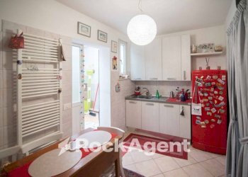 Cucina - Independent house via Flaminia, 365, Fano - photo 11