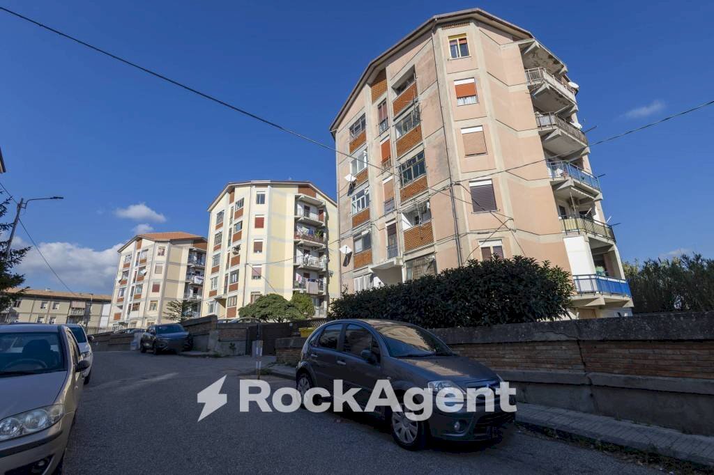 Zona - Quadrilocale via Anile Antonino, 9, Catanzaro - foto 2